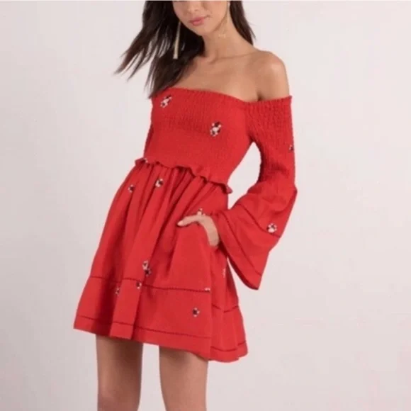 free people counting daisies embroidered off the shoulder dress Free People Counting Daisies Embroidered Off-The-Shoulder Dress Navy Size  XS